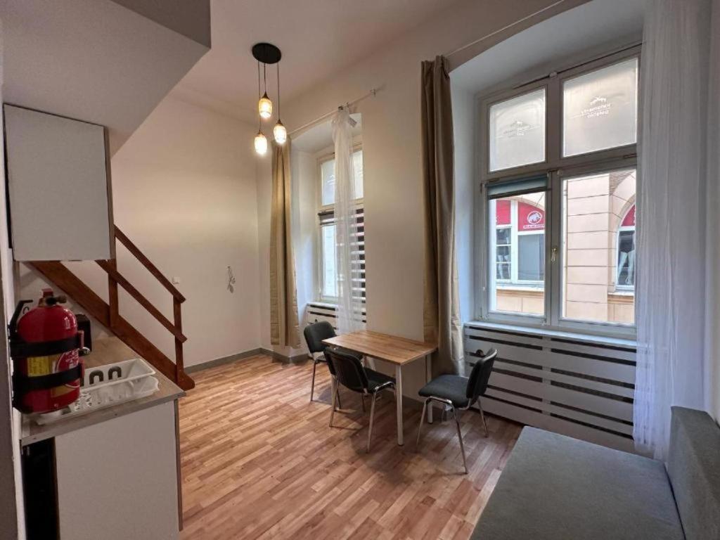 Apartament Golebia Plus Познань Екстер'єр фото